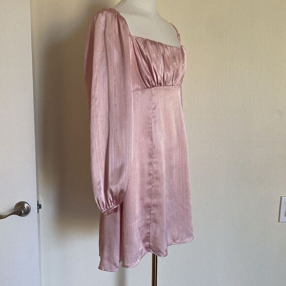 ASTR the Label Long Sleeve Empire Waist Mini Babydoll Dress Size Medium - Picture 9 of 16